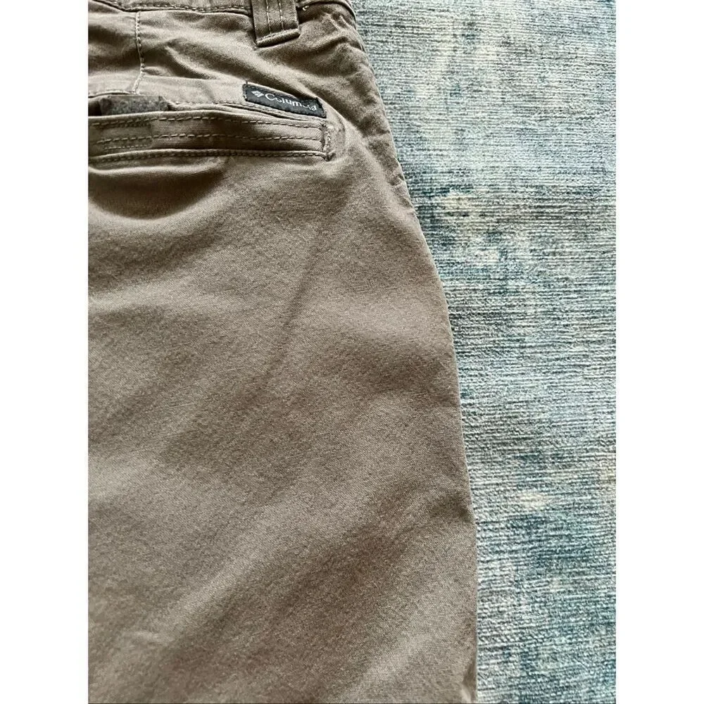 Columbia Khaki Gray Regular Fit Straight Leg Flex Pants 36 x 31